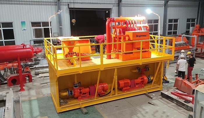 Small-scale Mud Recycling System for Trenchless Construction
